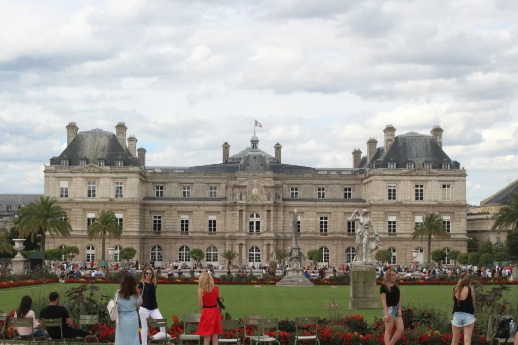 View of the Luxembourg Garden and the palace on a cloudy day. 