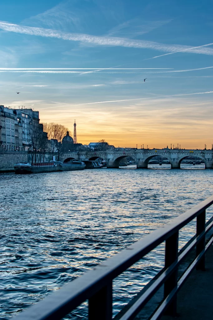 Sunset from the side of the La Seine in Paris. 